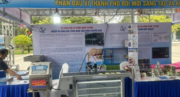Tham Gia Triển Lãm Trưng Bày Sản Phẩm Máy In Phun Lên Sản Phẩm Cùng Với Sở Khoa Học Và Công Nghệ TP.HCM